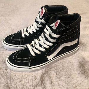 Black/White SK8 HI Vans